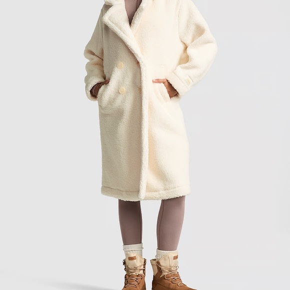 Pink Victoria’s Secret Plush Teddy Long Coat L - Picture 5 of 8